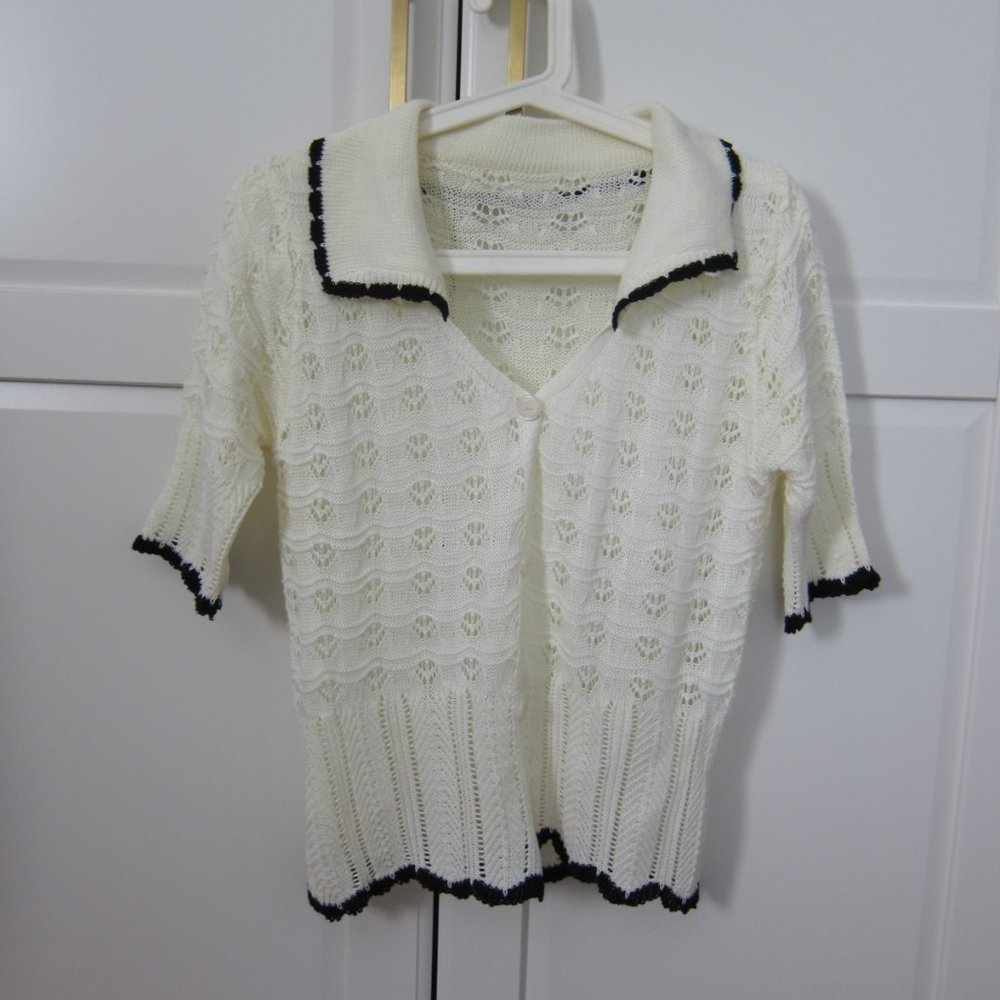 Korean Style Contrast Crochet Knit Top Cream XS